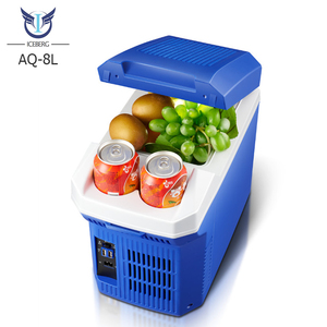 8L实用汽车迷你冰箱带<span class=keywords><strong>USB</strong></span> 5v小型汽车冷藏箱新款带数字显示和温度控制