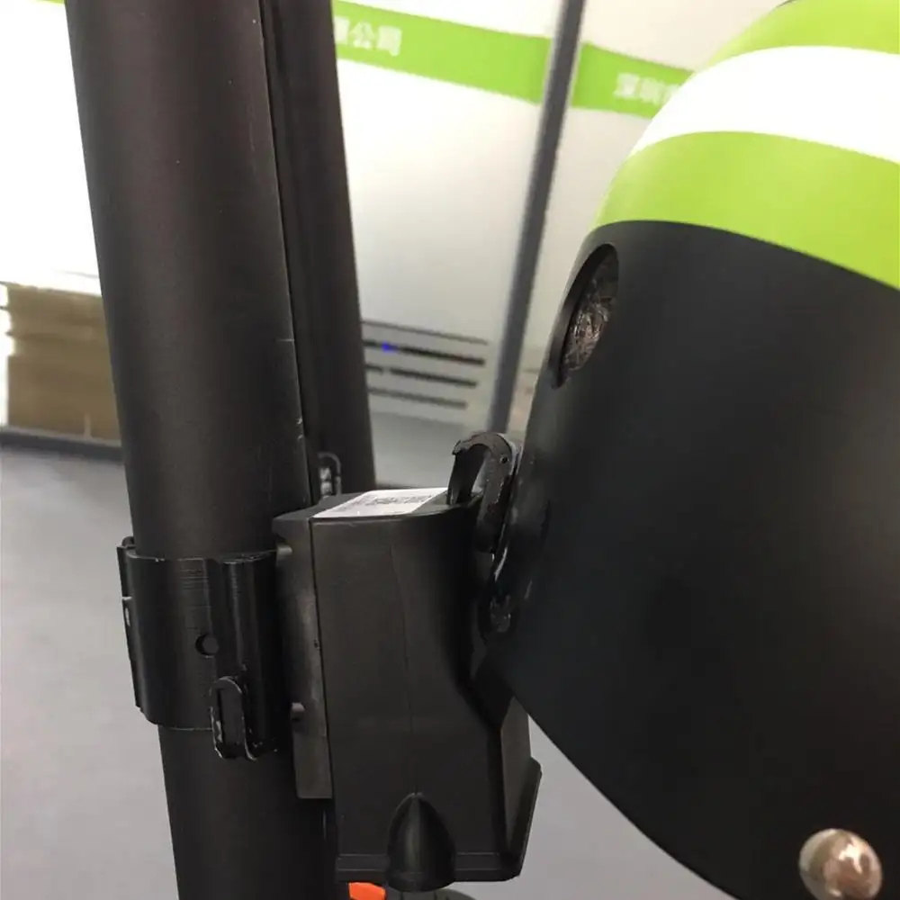 Geteilte Mikro mobilität Fahrrad helm Schlösser Rollstuhl verleih Geschäft QR-Code Scannen Smart Kick Scooter Schloss