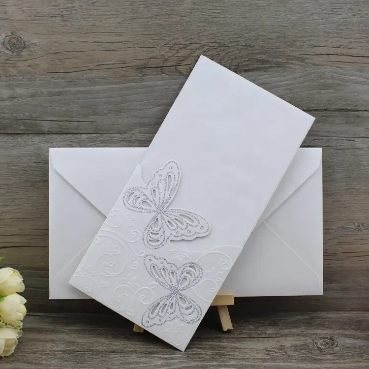 Venta al por mayor relieve Tarjeta de invitación de boda con mariposas y bolsillo