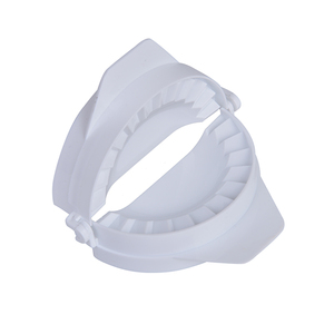 厨房工具面团压机硅胶塑料手动饺子制造商模具 - Product Image 1