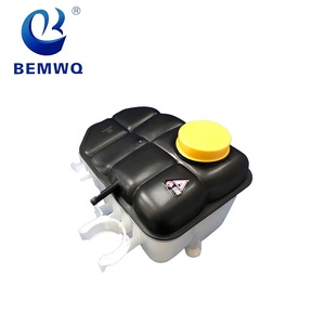 CクラスW203 CLC OEM 203 500 00 49 2035000049用カーエンジン冷却ラジエーター冷却剤拡張タンク - Product Image 4