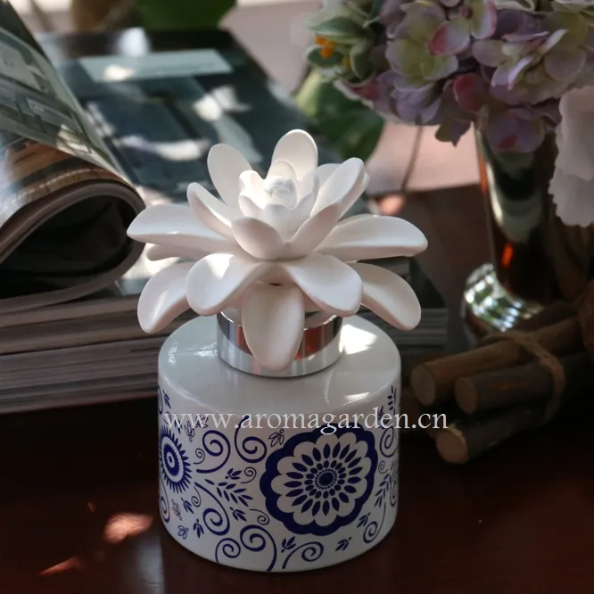 Difusor de flores de cerâmica em vidro da pintura de tinta chinesa