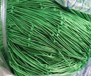 <strong>Types</strong> <strong>of</strong> Nylon Multifilament Selvage Fishing <strong>Net</strong> With Length Way Stretched,nylon Networks Fishing