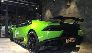 Sıcak satış Vücut kiti LP610 karbon fiber Huraca Spoiler için