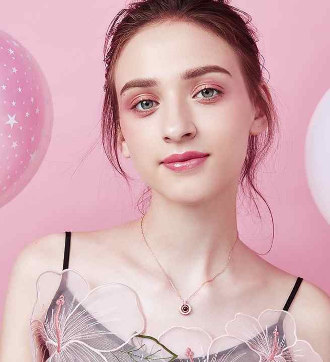 2021 New Arrival Silver Rose Gold Silver Women Projection Necklace 100 Languages I Love You Necklace