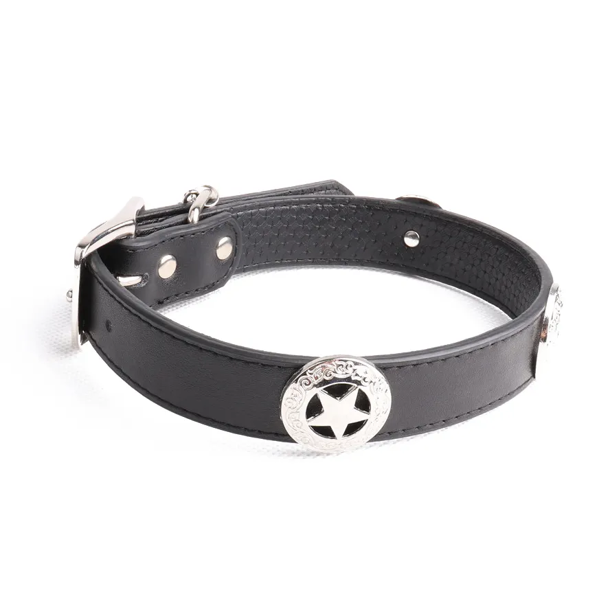 Accessoires en métal de matériel de cinq étoiles-coquille de vente chaude dans le collier de chien de perle en cuir africain pour les chiens de race moyenne et grande
