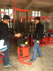 简单操作便携式取样钻机深度达 30 米