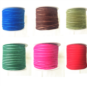 סין מפעל באיכות גבוהה 10mm בצבע קטיפה סרט סיטונאי עבור בגדי ועטיפת מתנה