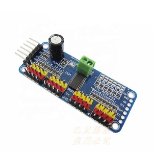 16 PWM IIC PCA9685/Servo/Servo sürücü kartı denetleyicisi robot