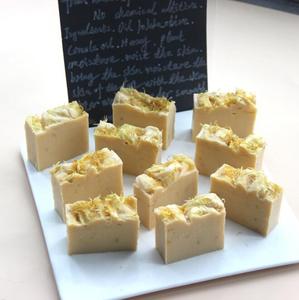 Menior Wholesale Private Label Calendula Dry Flower Whitening <strong>Soap</strong> Moisturizing Handmade <strong>Soap</strong> - Product Image 4