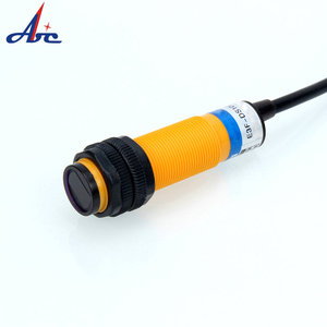 M18*1 <strong>diffuse</strong> type NPN NC dc 12-24v E3F-DS10B2 Cylinder Photoelectric <strong>Proximity</strong> <strong>sensor</strong>