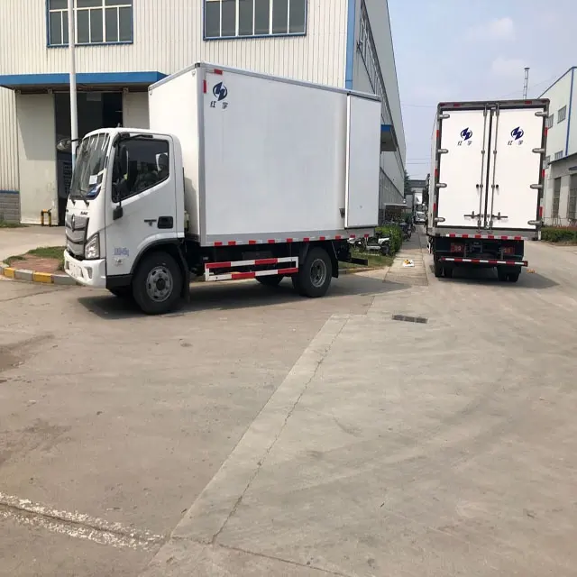 Factory Direct Sell 4x2 Refrigerated Truck Delivery/ Refrigerated Truck With Carrier Transicold Freezer Unit