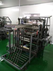 Fabrika üretimi çeşitli gazlı bez Swab sıkıştırmak katlama makinesi alkollü mendil makineleri