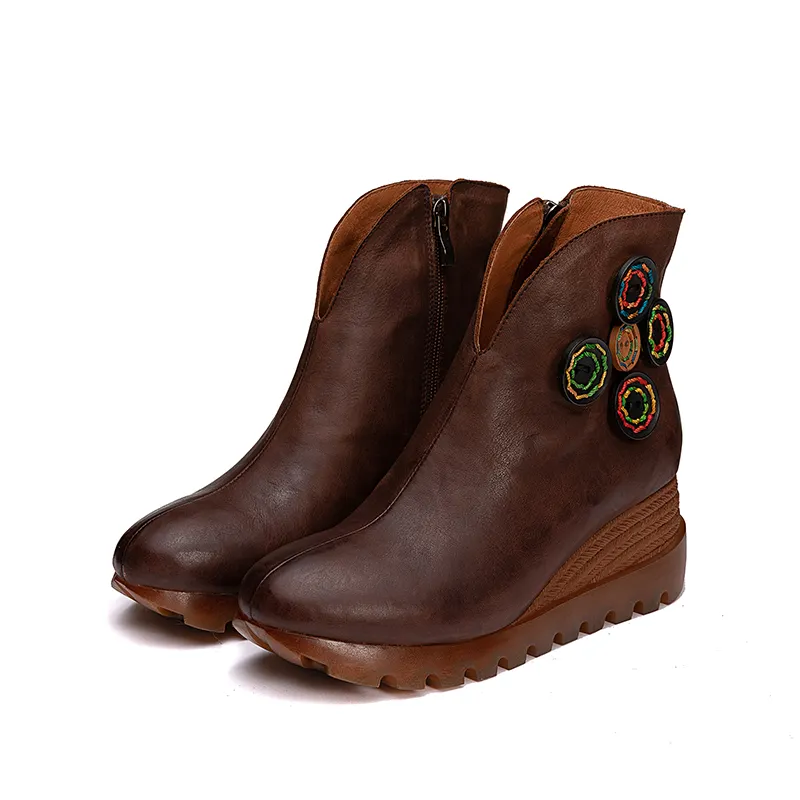 Botas de invierno cálidas de estilo étnico retro 2023, zapatos de terciopelo de cuero genuino para mujer, botas hechas a mano, botas de cuña para mujer