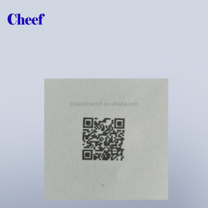 Scansione di sicurezza qr code per il monitoraggio in il sistema di tracciabilità