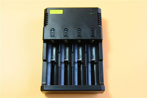 ホット チャンピオン販売!!!! 4 スロット バッテリ充電器<span class=keywords><strong>12</strong></span> ボルト マルチ充電器に適し リチウムイオンニッケル水素電池充電器