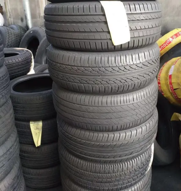 Todos os tamanhos disponíveis um pneu usado de grau do japão e da alemanha