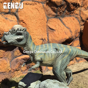 Alta simulada fabricação caminhada robô dinossauro