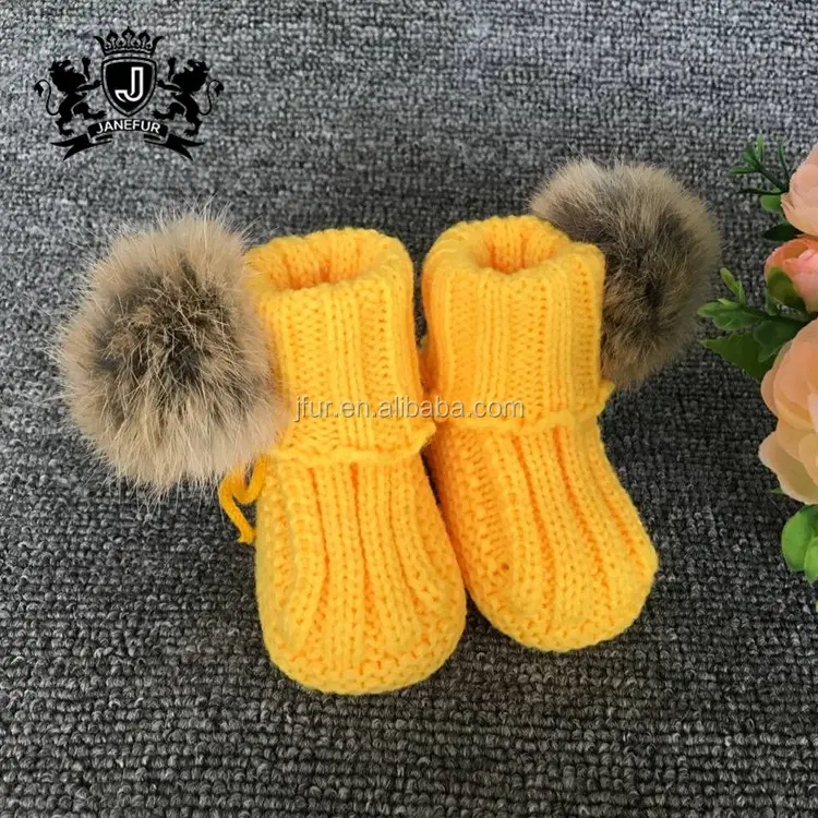 Fashion fur ball hand crochet knitting crochet baby booties