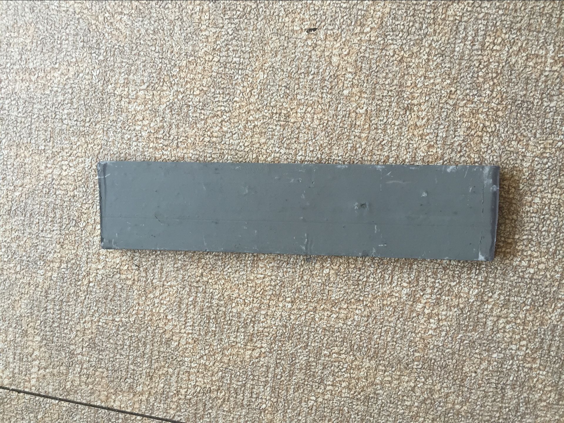 Grey scuro