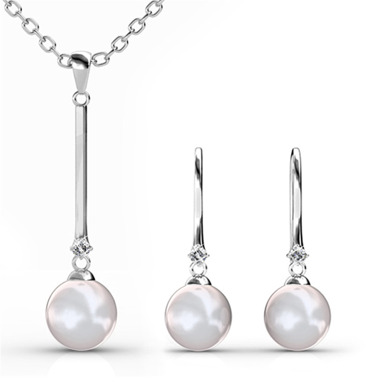 Laiton plaqué or blanc 18 carats