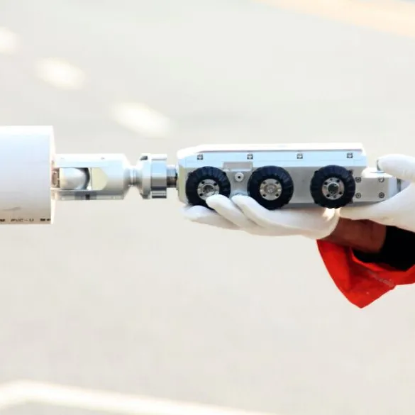 Kanalizasyon boru hatları muayene robotu ile 100m kablo su geçirmez IP68 tekerlek kamera Lens 53mm 100mm-600mm