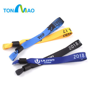 个性化单向节日聚酯织物布料派对活动腕带与塑料结束锁 - Product Image 6