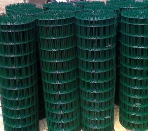 2x2 PVC Coated Welded Wire Mesh Price in <strong>India</strong> <strong>Fencing</strong> Net Iron Wire Mesh - Product Image 2