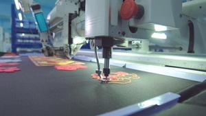 China sola cabeza cadena puntada Chenille bordado precio de la máquina