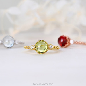 Altın kaplama 925 ayar gümüş Vintage mahkeme tarzı yüzük taş Birthstone yeşil Peridot <span class=keywords><strong>Cz</strong></span> Dainty Promise yüzükler kadınlar için