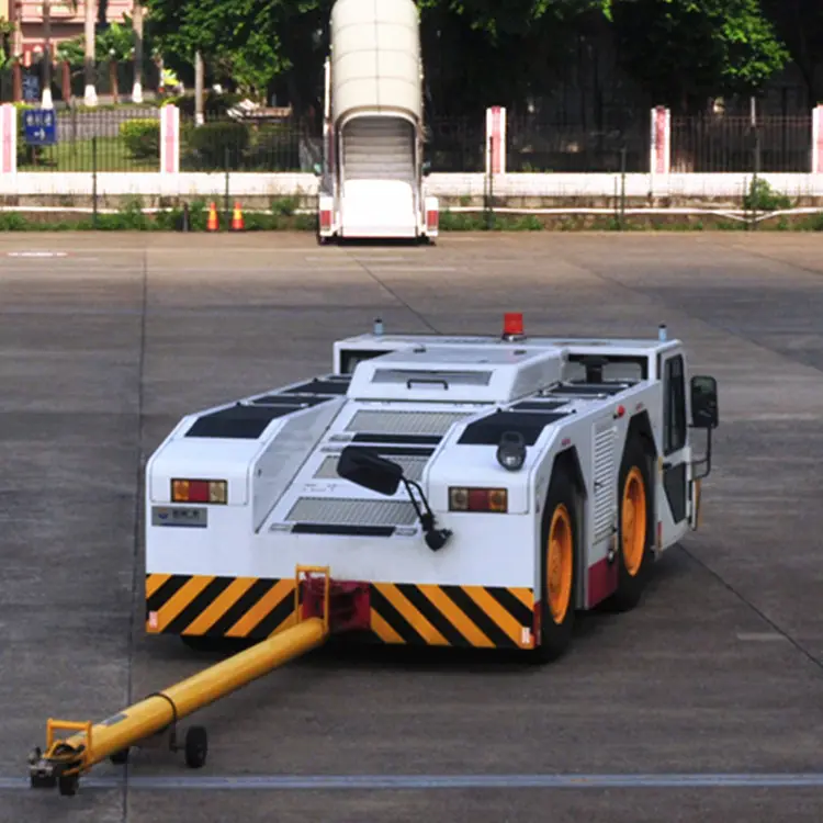 Tracteur d'aéroport QCD25-KM, camion de remorquage d'avion, camion lourd, camion-palette motorisé, avion de remorquage avec la technologie japonaise, Euro 3