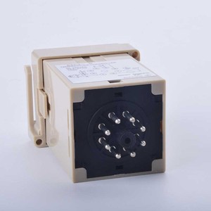 E5C2 AC220V PID controlador de temperatura Digital de mando de Control con salida de relé tipo K de entrada con zócalo - Product Image 5