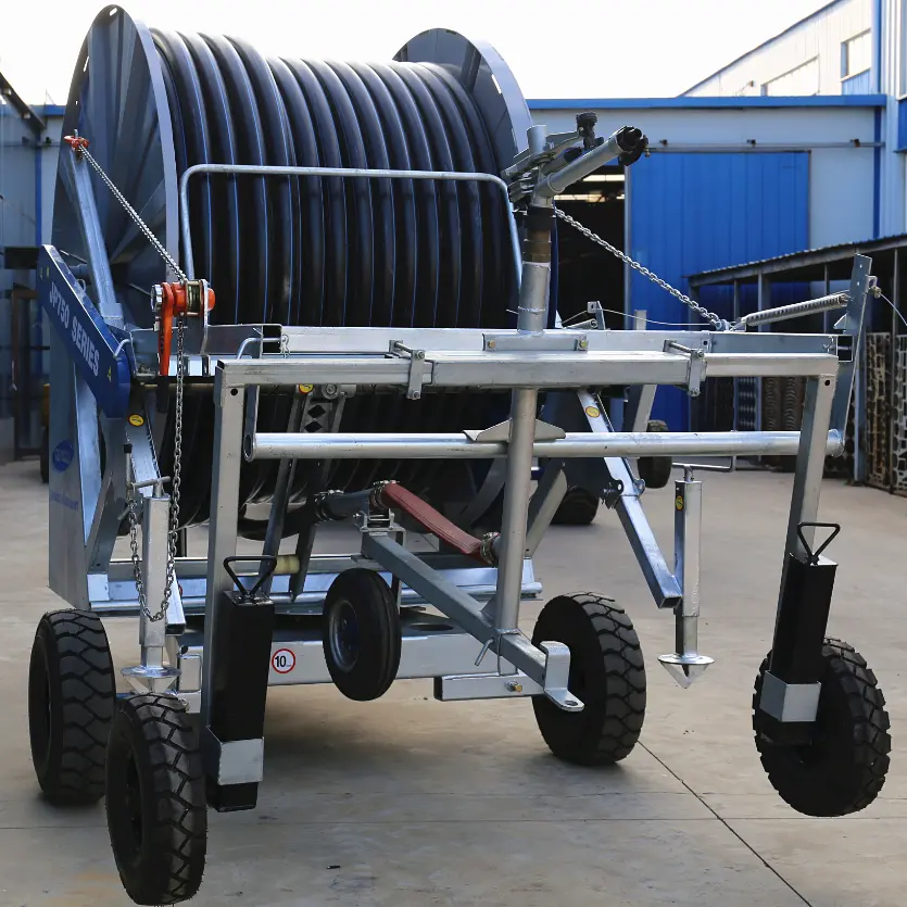 Machine d'irrigation agricole pour système d'irrigation à enrouleur de tuyau de roue