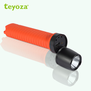 Đèn Pin Lặn Teyoza Cỡ Nhỏ, Dùng Pin Lithium Chuyên Nghiệp, Chống Nước, Sạc USB, Có Búa An Toàn - Product Image 3