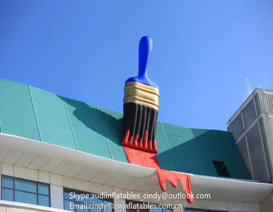 Escova inflável gigante, esculturas infláveis de punho, escova para decoração de construção