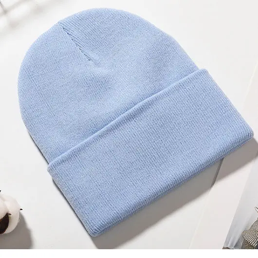 Di alta qualità a buon mercato lungo coste acrilico con risvolto personalizzato pianura lavorato a maglia beanie con etichetta tessuta