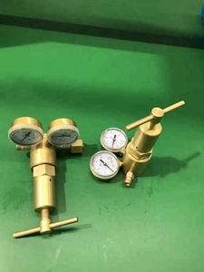 焊接切割气瓶压力氧气调节器价格低廉