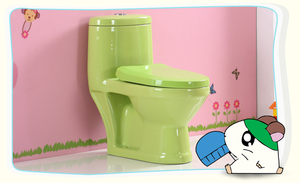子供のためのホット販売セルフクリーニングカラフルな幼稚園小さな赤ちゃんサイズのセラミック子供トイレ
