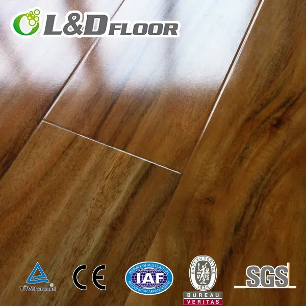 Piso laminado de madeira para o melhor preço