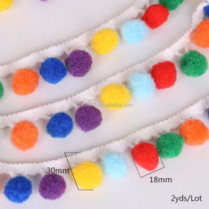 Hot Sale 18または15ミリメートルWhiteまたはBlack <span class=keywords><strong>Lace</strong></span> + 混合色毛玉Rainbow Pom Pom <span class=keywords><strong>Lace</strong></span> Trim、義烏