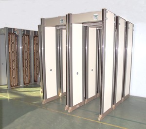金属探知機を歩くプロフェッショナルセキュリティ爆発探知機PD6500i - Product Image 5