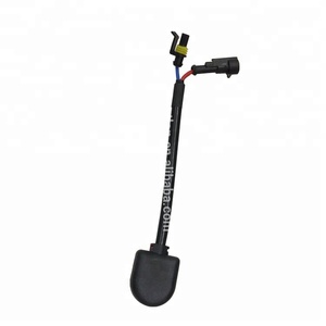 汽车配件批发D2 D2S D2R D2C灯连接器<span class=keywords><strong>hid</strong></span>套件氙气灯适配器插座