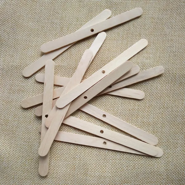Natural DIY Wooden Popsicle Stick with 3mm Hole In Middle Craft Stick
