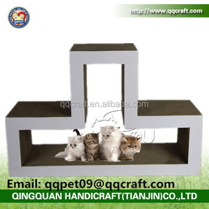Atacado produto brinquedo de estimação gato indoor casa de papelão ondulado scratcher gato <span class=keywords><strong>com</strong></span> <span class=keywords><strong>catnip</strong></span> spray