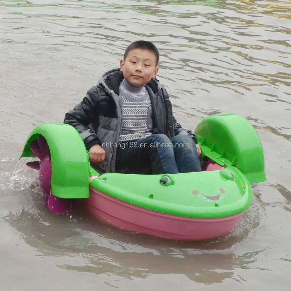 Barco de remo manual de agua de fábrica China para niños