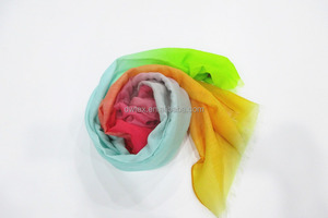 ผ้าพันคอผ้าคลุมไหล่ผ้าฝ้าย,ผ้าพันคอคลุมเข่าทำจากผ้าไหมสีรุ้งดีไซน์ใหม่สำหรับฤดูใบไม้ผลิและฤดูร้อน - Product Image 5