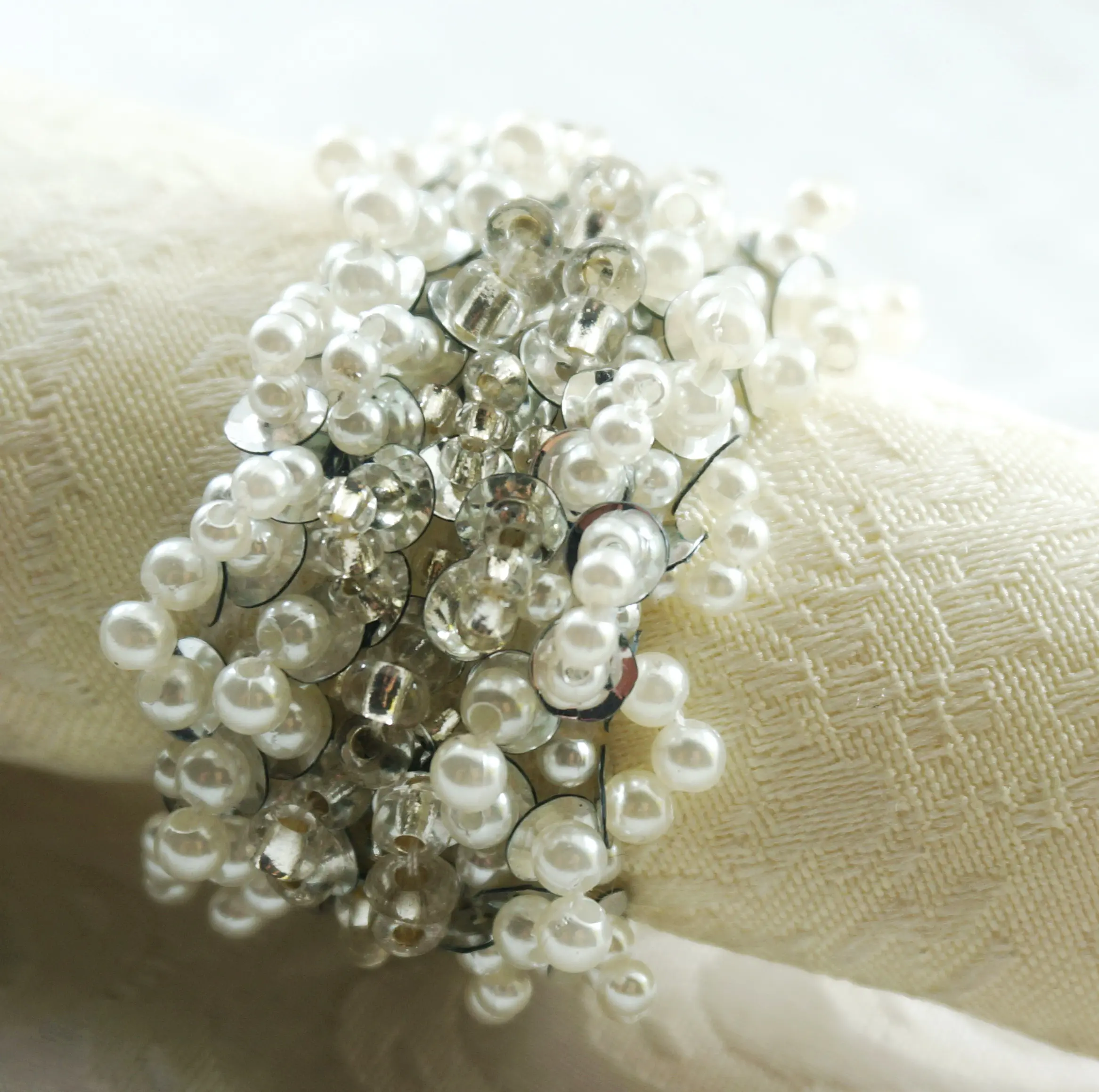 competitive prices fashion pearl napkin ring for wedding , cheap beaded napkin holder, decoration wedding napkin ring