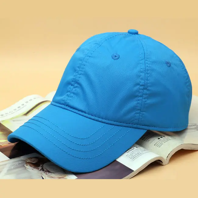 Boş şapka ile özel logo, su geçirmez hızlı kuru 6 panel pamuk beyzbol kapaklar/UV SPF 50 koşu kepi