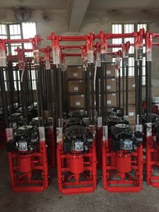 简单操作便携式取样钻机深度达 30 米