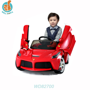 时尚最新品牌玩具车，双门开启，最畅销的音乐真皮座椅骑乘汽车WD82700